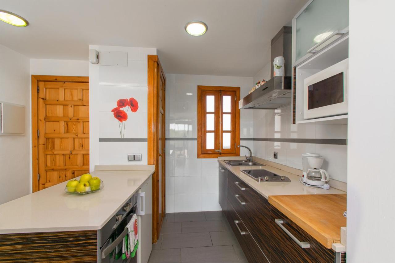 Apartamentos Carabela Beach Alcudia By Mallorca Villa Selection Екстер'єр фото
